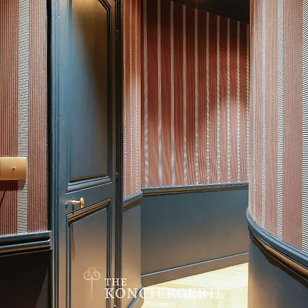 Champs Elysees Luxury 120 M2 2 Bedrooms Ac Lift * パリ